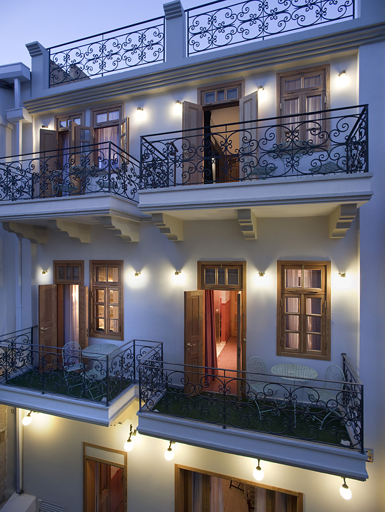 nightfacade1